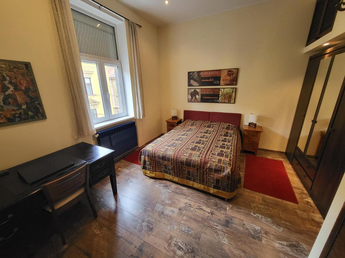 Stylish Apartment In Center Of Ζάγκρεμπ Εξωτερικό φωτογραφία